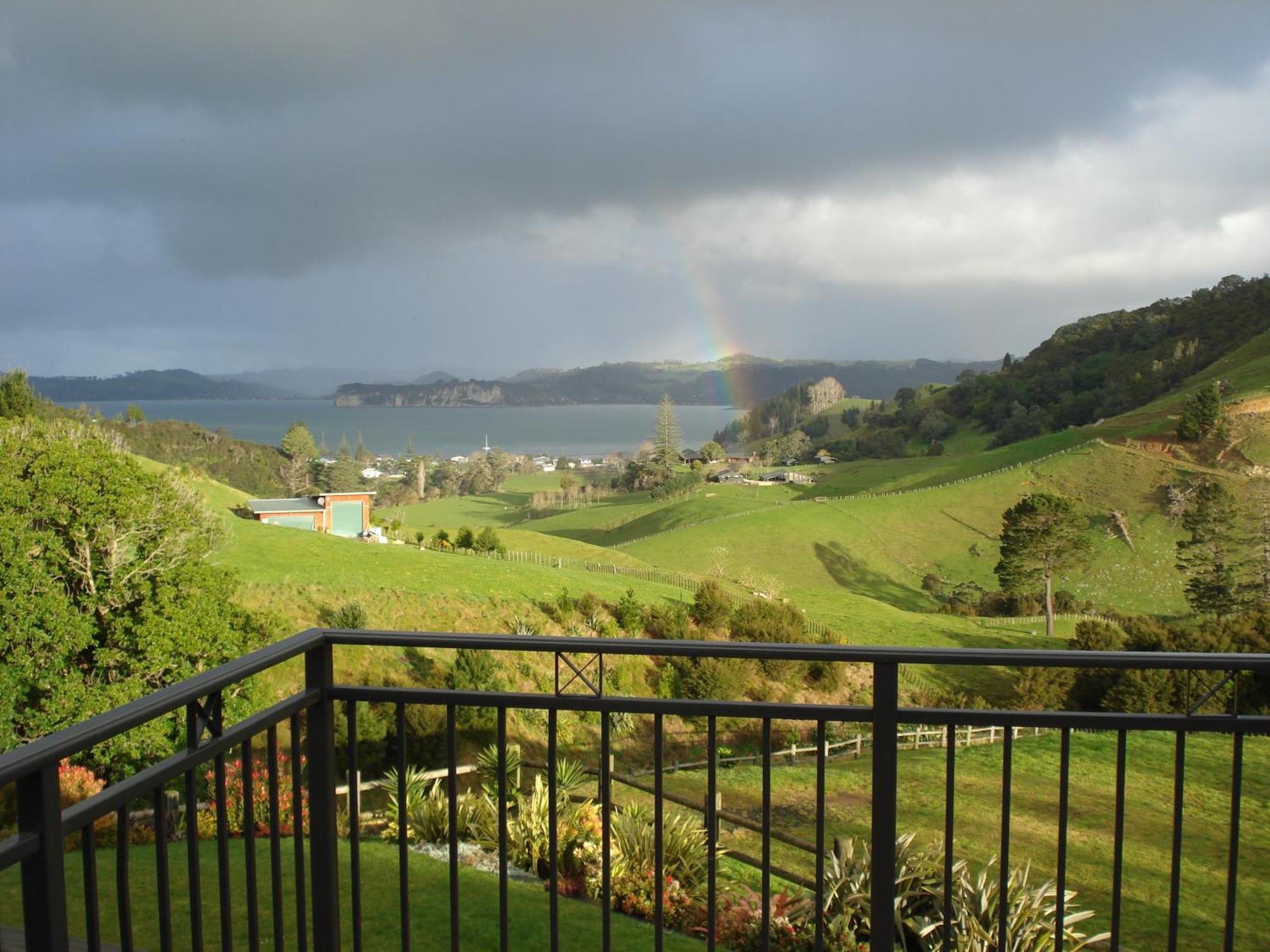 Ohuka Place Homestay Whitianga Buitenkant foto