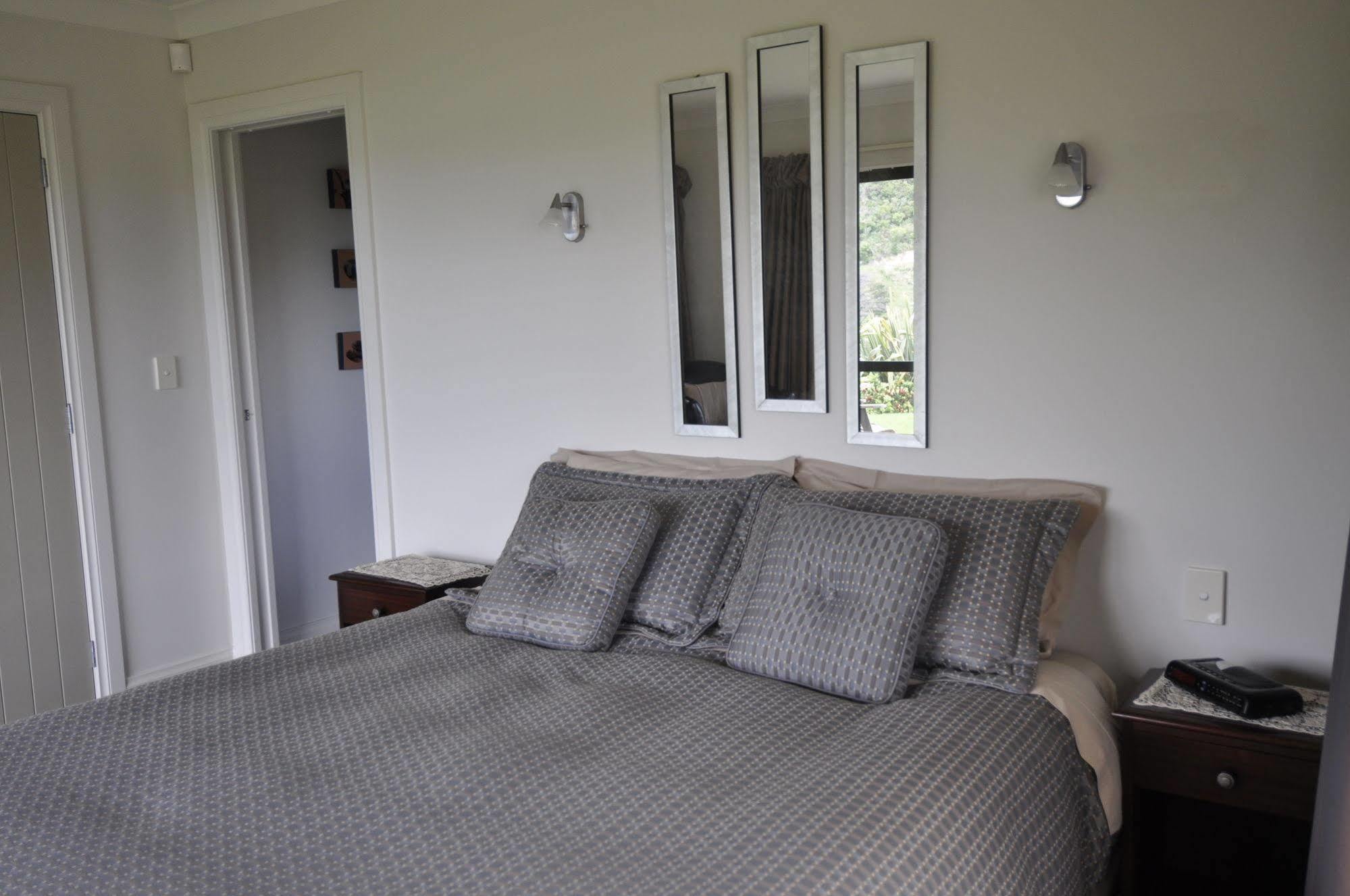 Ohuka Place Homestay Whitianga Buitenkant foto